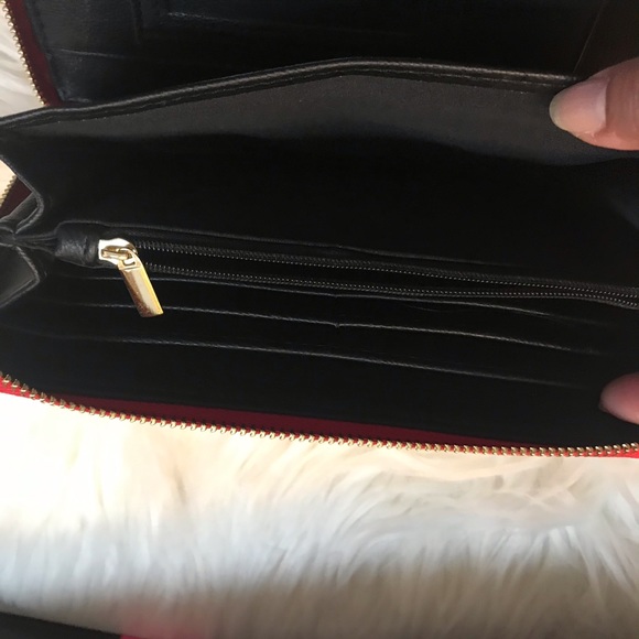 ๐Betsey Johnson Hat and Wallet Gift Set - Picture 7 of 8